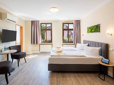 Komfortable Zimmer im Hotel Am Schwanenteich in Lutherstadt Wittenberg
